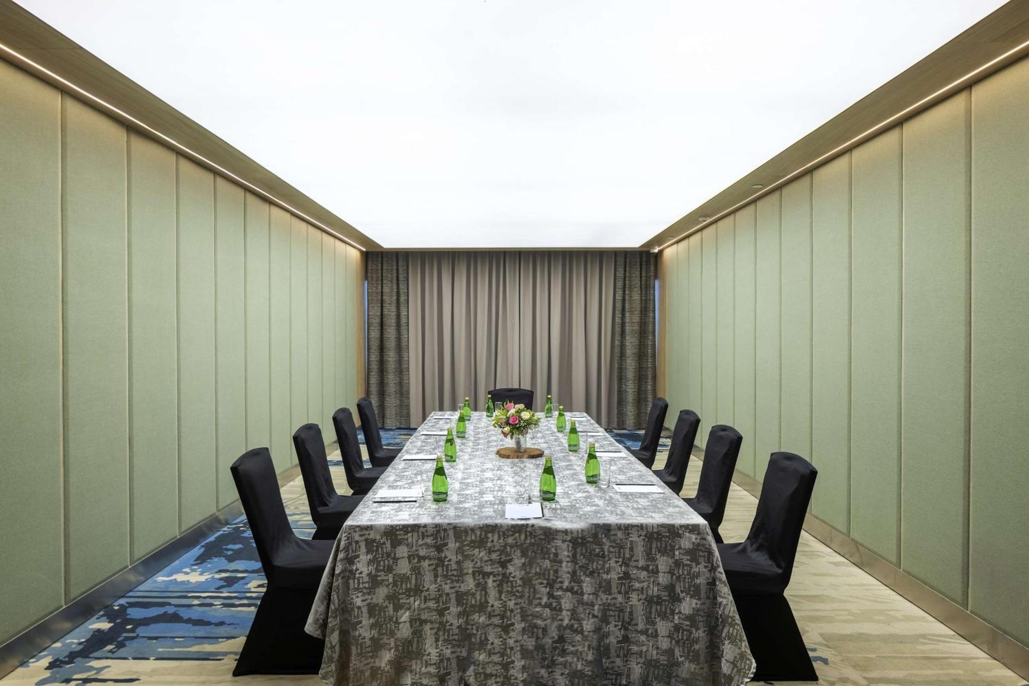 Radisson Blu Mumbai International Airport — Foto’s 1